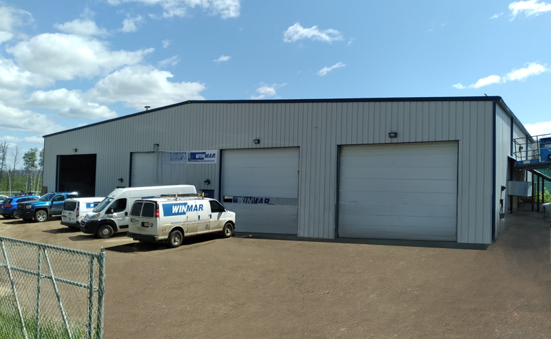 Four Bay Industrial Property with Yard – Fort McMurray