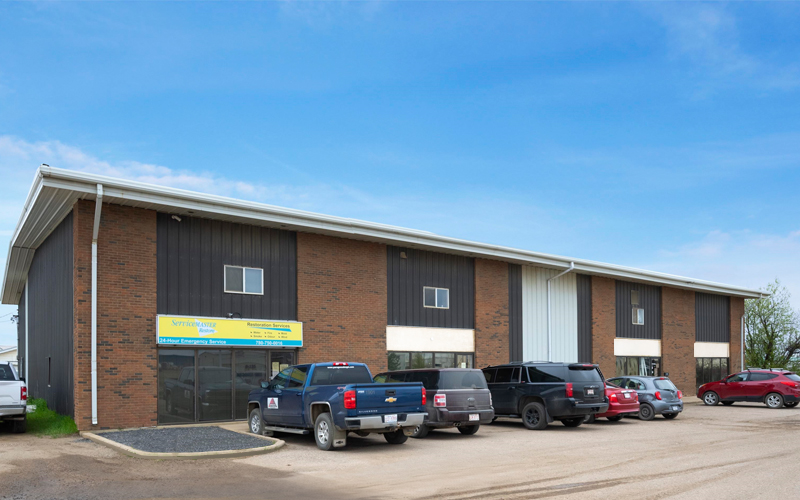 Four Bay Office Warehouse Building with Separately Leased Yard – Fort McMurray